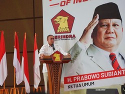 Andre Rosiade Sebar Puluhan Ribu Paket Sembako Ramadan