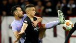Barcelona Ditahan Imbang 10 Pemain Frankfurt