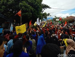 Mahasiswa Garut Demo Kenaikan BBM, Ancam ke Jakarta Jika Tak Digubris
