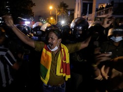 Mundurnya Perdana Menteri Tak Akhiri Huru-hara di Sri Lanka