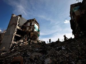 Wali Kota Ukraina: 132 Mayat Korban Invasi Rusia Ditemukan di Makariv Wali Kota Ukraina: 132 Mayat Korban Invasi Rusia Ditemukan di Makariv