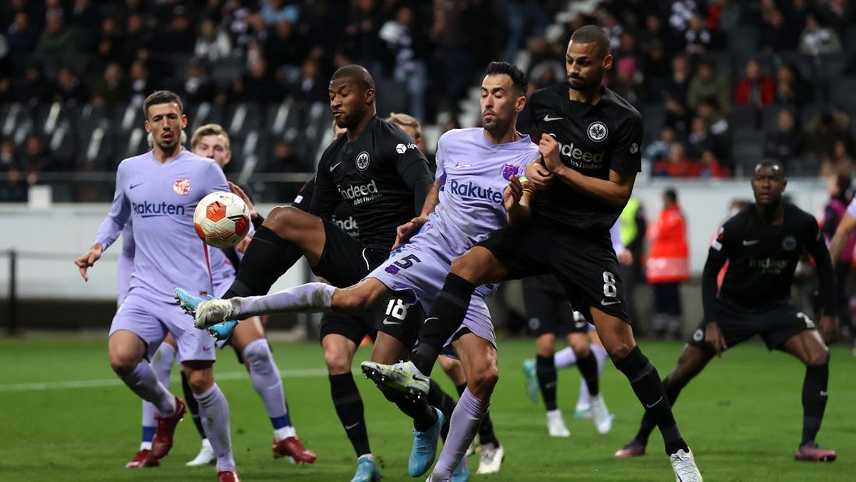Lima data dan fakta jelang laga Barcelona vs Frankfurt di perempatfinal leg kedua Liga Europa. (Foto: Getty Images/Alex Grimm)