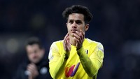 Selain itu, masih ada Fabio Carvalho yang baru saja mengantar Fulham promosi ke Premier League musim depan. Ia diboyong dengan harga miring, yakni 5 juta Pound plus bonus dan dinilai sebagai aset masa depan The Reds. Foto: Getty Images/Naomi Baker