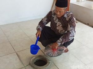 Melihat Gentong Wasiat Nyai Ageng Maloka di Lasem Rembang