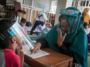 Kala Siswa Tuna Rungu Perdalam Ilmu di Pesantren Kilat
