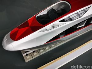 Nestapa Proyek Kereta Cepat yang Berkali-kali Bengkak dan Molor