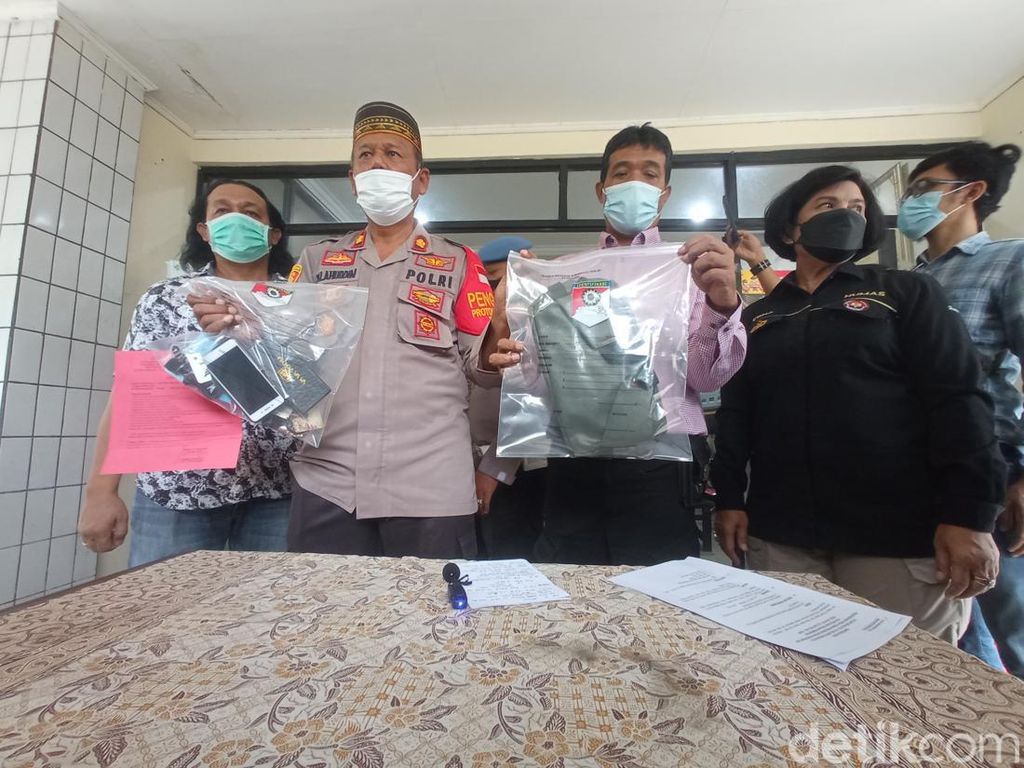 Kronologi Wanita di Bekasi Diperkosa-Dirampok Teman Kencan Kenalan di MiChat Kronologi Wanita di Bekasi Diperkosa-Dirampok Teman Kencan Kenalan di MiChat