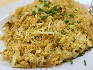 Resep Bihun Goreng Tektek yang Sederhana Bumbunya untuk Buka Puasa