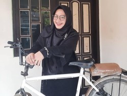 Imas Karyamah, Ustazah Bandung Tempat Curhat Anak Muda