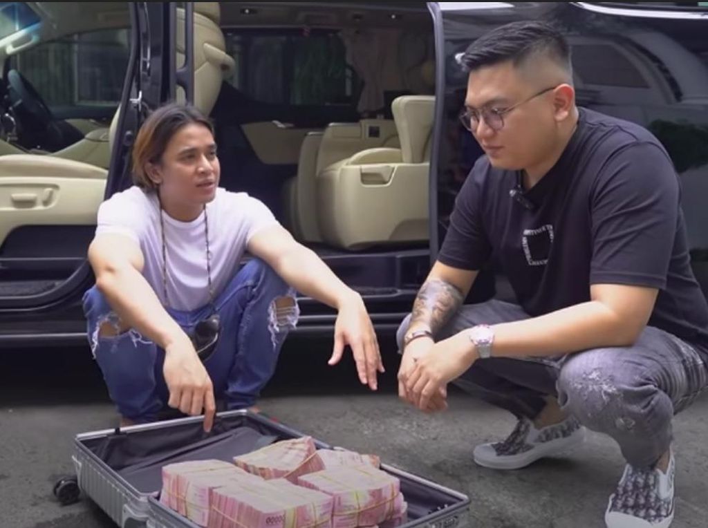 Billy Syahputra Hari Ini Bakal ke Bareskrim Gegara Jual Mobil ke Bos DNA Pro Billy Syahputra Hari Ini Bakal ke Bareskrim Gegara Jual Mobil ke Bos DNA Pro