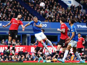 Everton Vs MU: Setan Merah Kalah 0-1