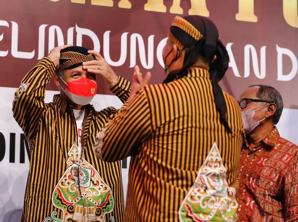 Ganjar Jadi Dewan Pelindung Paguyuban Orang Jawa di Sumatera Ganjar Jadi Dewan Pelindung Paguyuban Orang Jawa di Sumatera