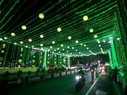 Gemerlap Lampion Hiasi Balai Kota Solo Selama Ramadan