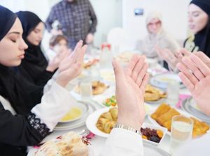 Bolehkah Puasa Akhir dan Awal Tahun Dalam Islam? Ini Hukum Mengerjakannya Bolehkah Puasa Akhir dan Awal Tahun Dalam Islam? Ini Hukum Mengerjakannya