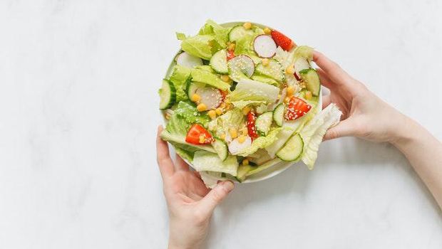 Ilustrasi salad untuk buka puasa/Pexels.com/Photo by Polina Tankilevitch