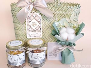 Cerita Aisyah Jualan Hampers Kue Kering dan Alat Salat Raih Omzet Rp 9 juta Cerita Aisyah Jualan Hampers Kue Kering dan Alat Salat Raih Omzet Rp 9 juta