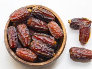 Ini Alasannya Nabi Muhammad SAW Anjurkan Makan Kurma dalam Jumlah Ganjil Ini Alasannya Nabi Muhammad SAW Anjurkan Makan Kurma dalam Jumlah Ganjil