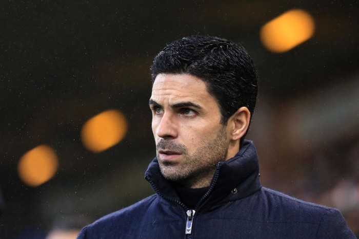 NORWICH, ENGLAND - DECEMBER 26: Arsenal Manager Mikel Arteta during the Premier League match between Norwich City  and  Arsenal at Carrow Road on December 26, 2021 in Norwich, England. (Photo by Stephen Pond/Getty Images)
