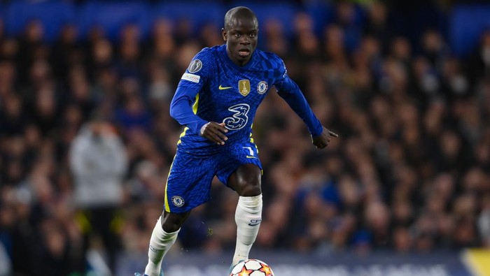 LONDON, ENGLAND - APRIL 06: Ngolo Kante of Chelsea in action during the UEFA Champions League Quarter Final Leg One match between Chelsea FC and Real Madrid at Stamford Bridge on April 06, 2022 in London, England. (Photo by Mike Hewitt/Getty Images)
