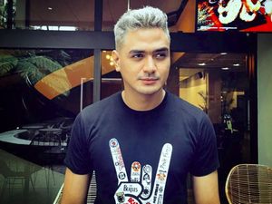 Ricky W Miraza Sebut Vicky Prasetyo Lecehkan Kalina Gara-gara Hal Ini Ricky W Miraza Sebut Vicky Prasetyo Lecehkan Kalina Gara-gara Hal Ini