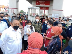 Menteri ESDM ke Sopir Truk di SPBU: Bilang Bos Jangan Pakai Biosolar