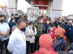 Menteri ESDM Beri Sinyal Harga LPG 3 Kg Segera Naik