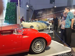 Tuksedo Studio Bali Ditantang Bikin Mobil Listrik