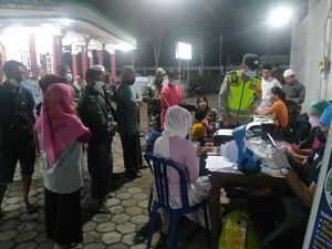 Vaksin Booster Mulai Sasar Jamaah Salat Tarawih di Jembrana Vaksin Booster Mulai Sasar Jamaah Salat Tarawih di Jembrana