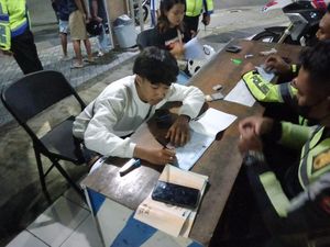 22 Motor di Ngawi Terjaring Razia Saat Ngabuburit 22 Motor di Ngawi Terjaring Razia Saat Ngabuburit