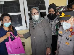 Bupati Bogor Kunjungi Rumah Bocah yang Disekap-Setrika oleh Ayah Tiri