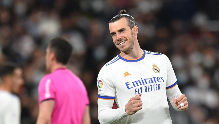 MADRID, SPAIN - APRIL 09: Gareth Bale of Real Madrid looks on during the La Liga Santander match between Real Madrid CF and Getafe CF at Estadio Santiago Bernabeu on April 09, 2022 in Madrid, Spain. (Photo by Denis Doyle/Getty Images)
