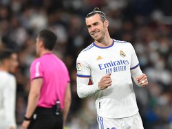 Bale Balas Cemoohan Suporter Real Madrid dengan... Senyuman