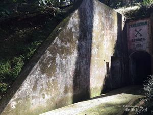 Gunung Kunci Sumedang, Bekas Benteng Belanda yang Bersejarah Gunung Kunci Sumedang, Bekas Benteng Belanda yang Bersejarah