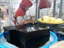 Janggelan Diburu Warga Solo Saat Ramadan, Penjualan Naik 10 Kali Lipat