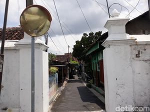 Snapshots: TKP Pengejaran Klithih di Njeron Beteng Jogja Snapshots: TKP Pengejaran Klithih di Njeron Beteng Jogja
