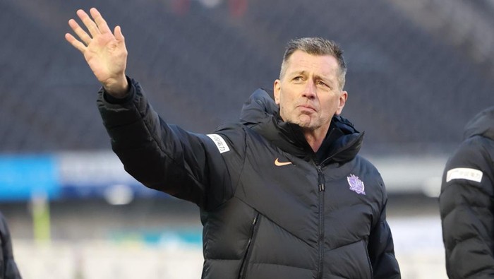 Michael Skibbe, pelatih Sanfrecce Hiroshima
