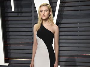 8 Foto Cantiknya Nicola Peltz, Menantu David Beckham dari Keluarga Crazy Rich 8 Foto Cantiknya Nicola Peltz, Menantu David Beckham dari Keluarga Crazy Rich