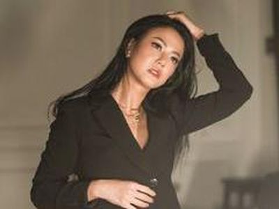 10 Gaya Elegan Nita Gunawan, Selebgram yang Bantah Jadi Selingkuhan Raffi Ahmad