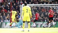 Si Biru sudah unggul empat gol di babak pertama melalui Marcos Alonso, Mount, Werner, dan Kai Havertz.