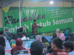 Ratusan Muslim Pasuruan Buka Puasa di Gereja Eratkan Tali Persaudaraan