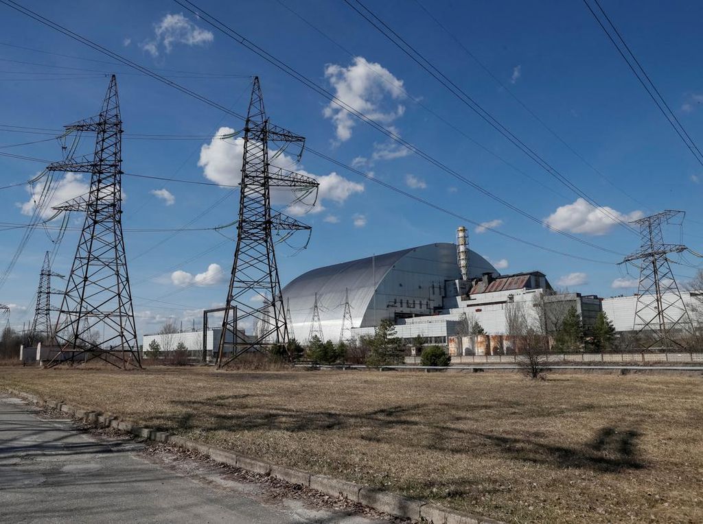 Ukraina Tuduh Tentara Rusia Curi Zat Mematikan dari Chernobyl