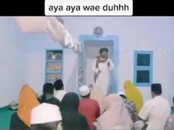 Polisi Selidiki Video Viral Pria Ngaku Kiai Ajarkan Ajaran Sesat di Situbondo