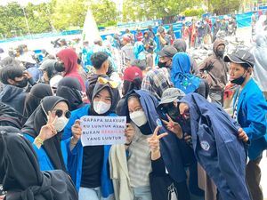 Tuntutan Nyeleneh Mahasiswa Sulsel Saat Demo, Ada Minta Matikan Mantan Tuntutan Nyeleneh Mahasiswa Sulsel Saat Demo, Ada Minta Matikan Mantan