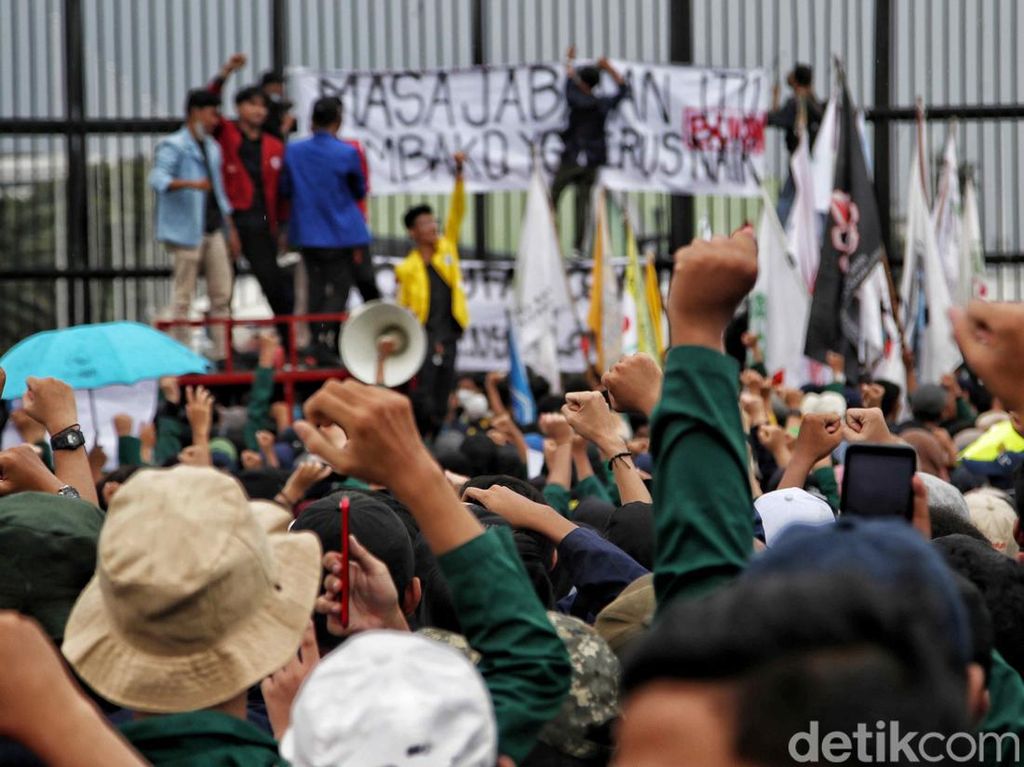 Demo di Gedung DPR/MPR Hari Ini, Berikut Perkembangan Terbarunya