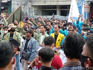 Demo Mahasiswa 11 April di Kota Tasikmalaya Berakhir Aman