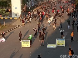 64 Orang Ditangkap Terkait Demo Ricuh di Makassar, Masih Diperiksa