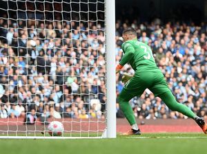 Saat Ederson Nyaris Bikin Blunder Konyol, Tenangnya Level Dewa!