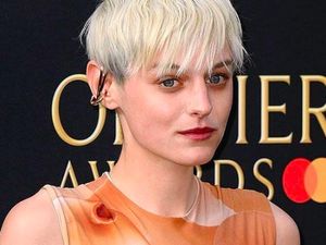 Aktris Pemeran Putri Diana Ngaku Bergender Fluid, Sempat Susah Pakai Bra