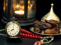 Adab Membangunkan Makan Sahur sesuai Sunnah Nabi Muhammad SAW