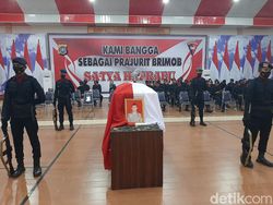 Tangis Kesedihan Kapolsek Termuda di Riau Usai Kekasih Gugur di Aksi 11 April